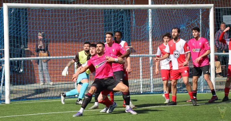 El Deportivo Ciempozuelos se impone 4-3 al Parla Escuela en un partido de infarto
